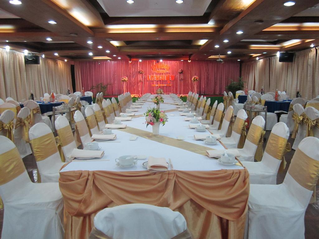 Lopburi Inn Hotel Экстерьер фото