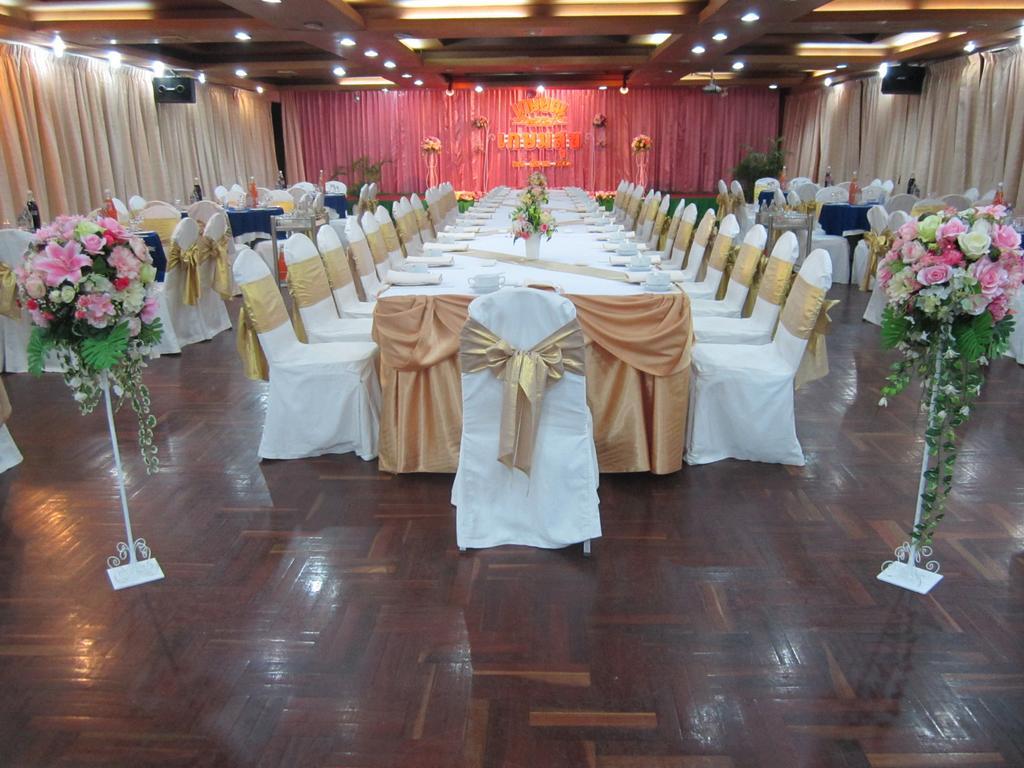 Lopburi Inn Hotel Экстерьер фото