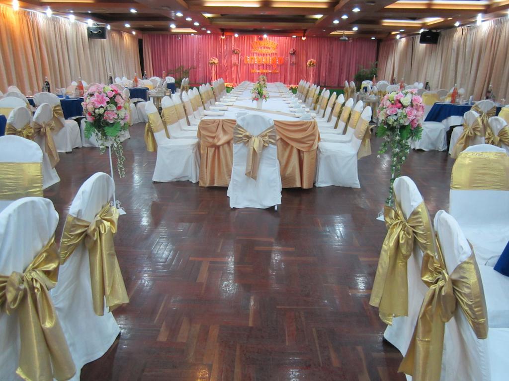 Lopburi Inn Hotel Экстерьер фото